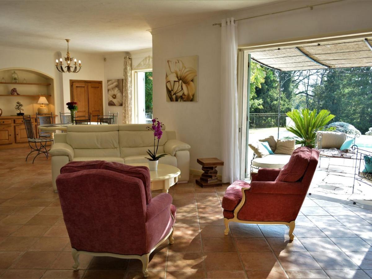 Peaceful Villa In Saint Paul De Vence With Pool Екстер'єр фото